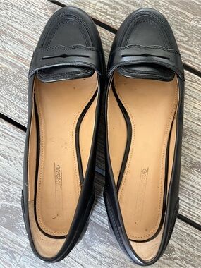 JOAN & DAVID Leather Loafers, size 8.5 US